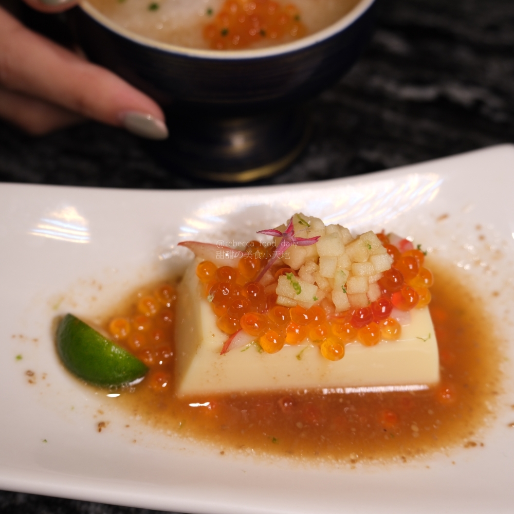 【台北火鍋推薦】二本松涮涮屋|專人桌邊服務的頂級帝王蟹五吃,全程解放雙手的台北高級火鍋饗宴 - 第26張圖