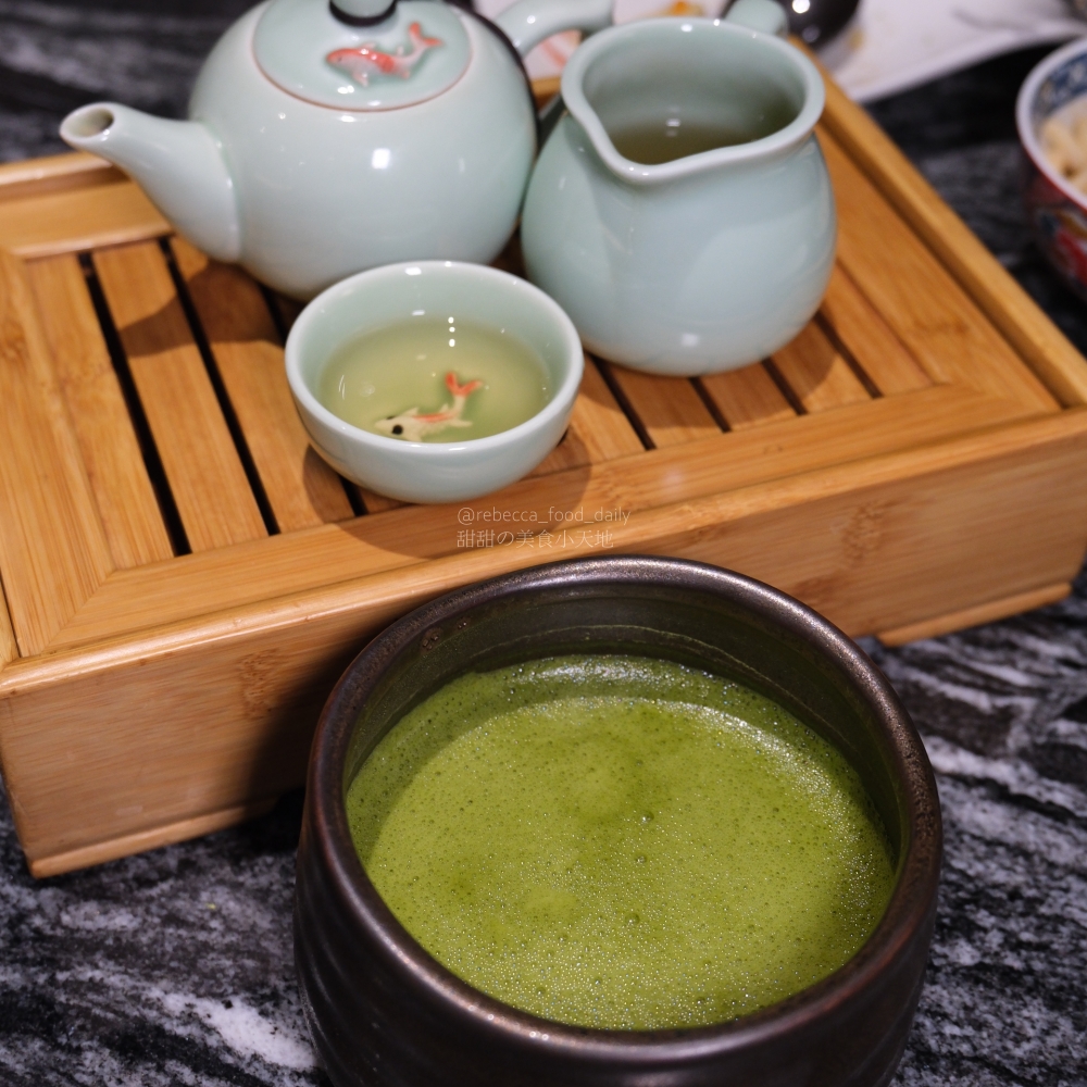 【台北火鍋推薦】二本松涮涮屋|專人桌邊服務的頂級帝王蟹五吃,全程解放雙手的台北高級火鍋饗宴 - 第47張圖