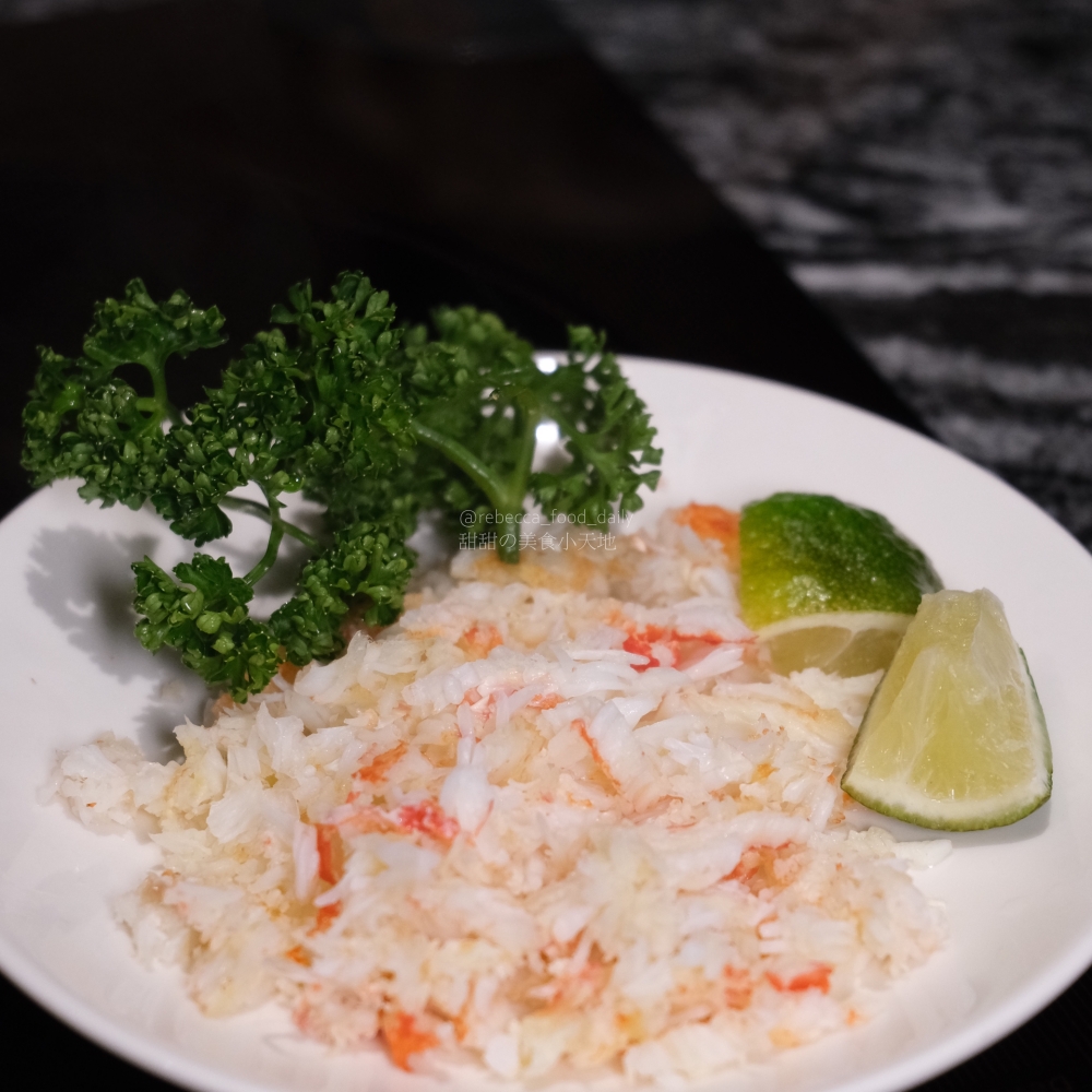 【台北火鍋推薦】二本松涮涮屋|專人桌邊服務的頂級帝王蟹五吃,全程解放雙手的台北高級火鍋饗宴 - 第28張圖