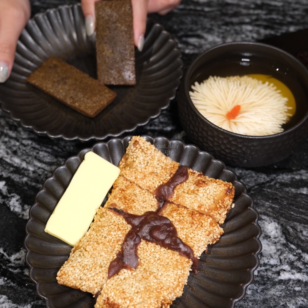 【台北火鍋推薦】二本松涮涮屋|專人桌邊服務的頂級帝王蟹五吃,全程解放雙手的台北高級火鍋饗宴 - 第12張圖