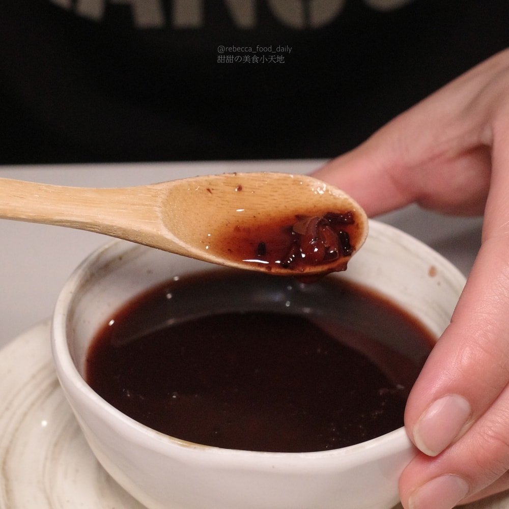 【基隆美食】金大鋤壽喜燒 基隆店｜32F高空景觀吃到飽：$999爽吃日本F1和牛、泰國蝦，火烤兩吃一次滿足！