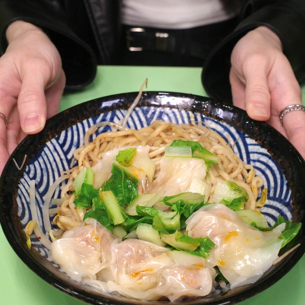 【萬華美食推薦】家辣麻辣鴨血、牛肉麵|隱藏巷弄的得獎牛肉麵!牛肋條入口即化 - 第17張圖 【萬華美食推薦】家辣麻辣鴨血、牛肉麵|隱藏巷弄的得獎牛肉麵!牛肋條入口即化