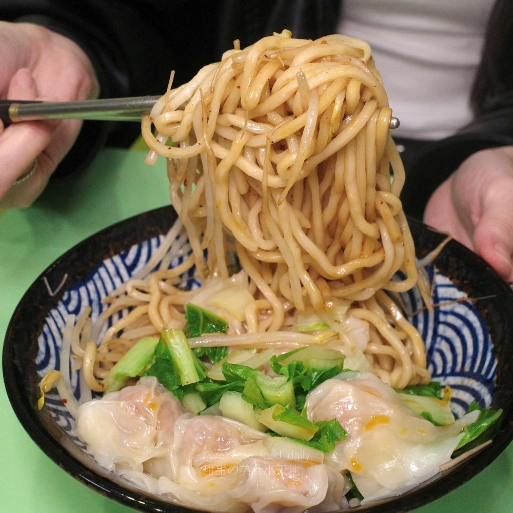【萬華美食推薦】家辣麻辣鴨血、牛肉麵|隱藏巷弄的得獎牛肉麵!牛肋條入口即化 - 第18張圖 【萬華美食推薦】家辣麻辣鴨血、牛肉麵|隱藏巷弄的得獎牛肉麵!牛肋條入口即化