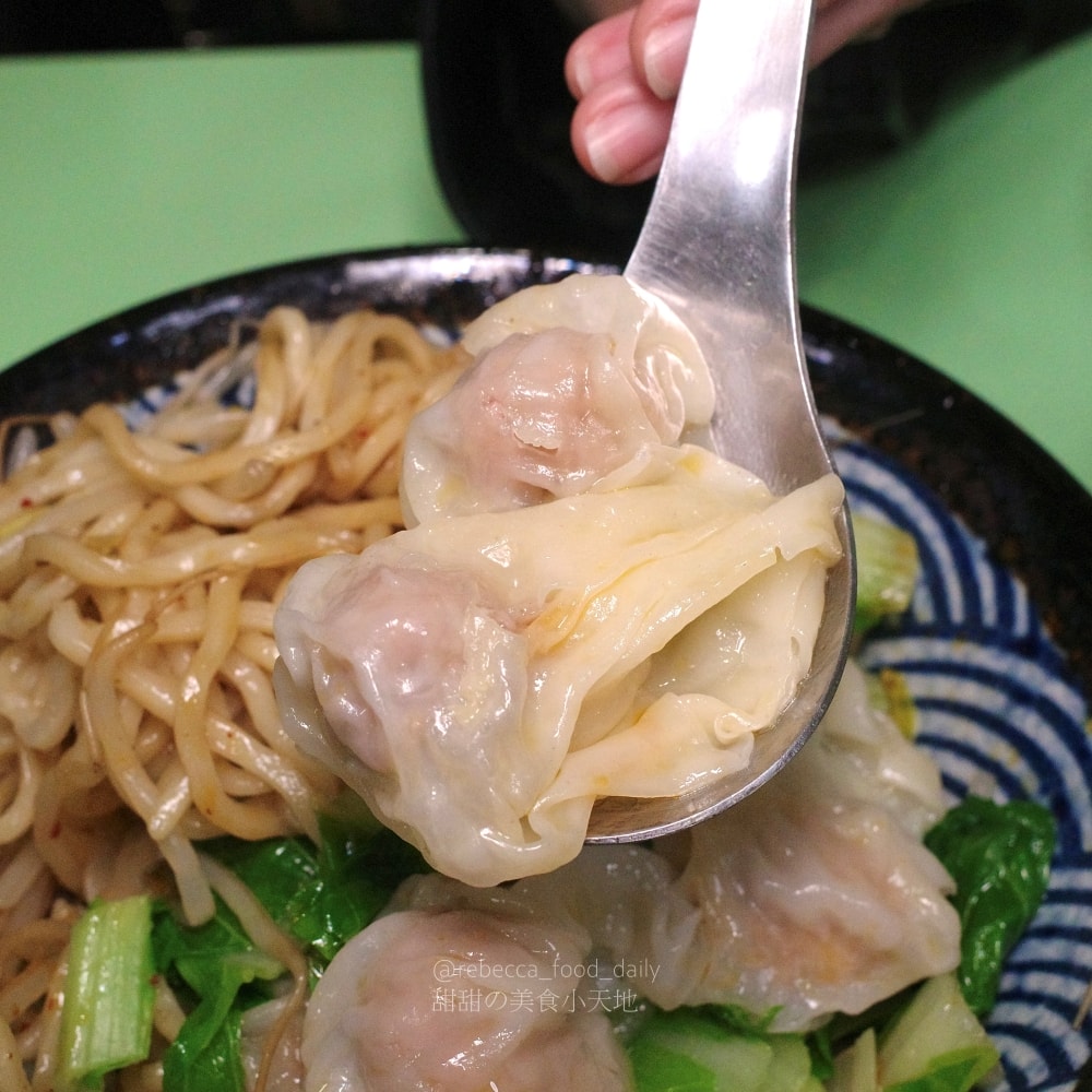 【萬華美食推薦】家辣麻辣鴨血、牛肉麵|隱藏巷弄的得獎牛肉麵!牛肋條入口即化 - 第19張圖 【萬華美食推薦】家辣麻辣鴨血、牛肉麵|隱藏巷弄的得獎牛肉麵!牛肋條入口即化