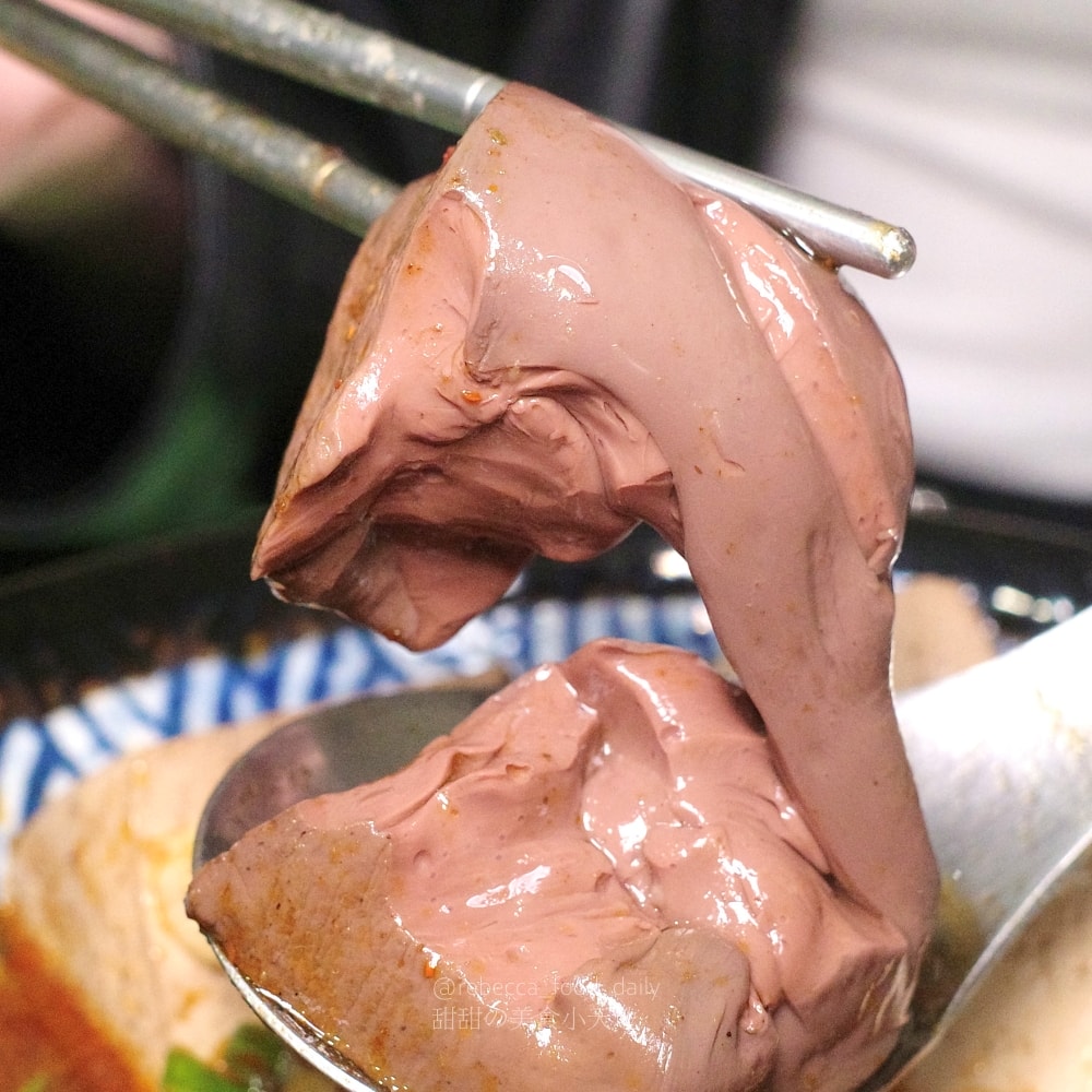 【萬華美食】家辣麻辣鴨血、牛肉麵|最新菜單|得獎紅燒番茄牛肉麵、各式小吃都讚 - 第17張圖 【萬華美食】家辣麻辣鴨血、牛肉麵|最新菜單|得獎紅燒番茄牛肉麵、各式小吃都讚